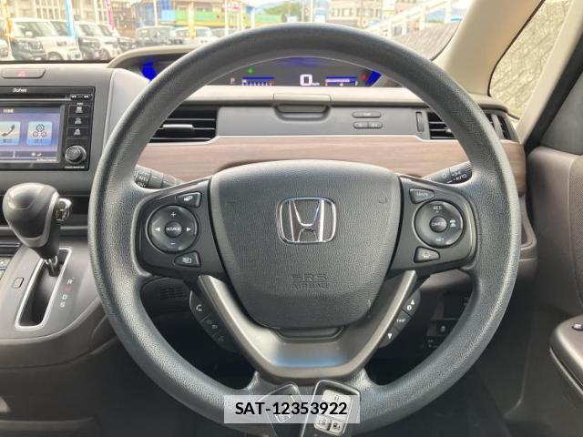 Honda FREED 2021-11 8547763-13