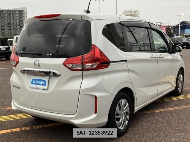 Honda FREED 2021-11 8547763-2