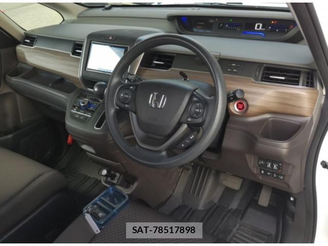 Honda FREED 2023-03 8548204-2