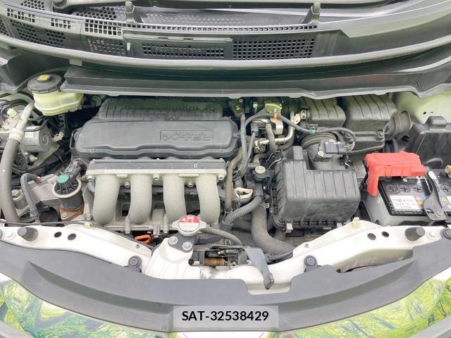 Honda FREED 2015-07 8549686-18