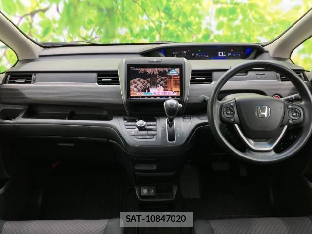 Honda FREED 2023-07 8550608-5