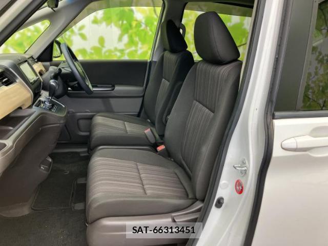 Honda FREED 2017-10 8552548-6