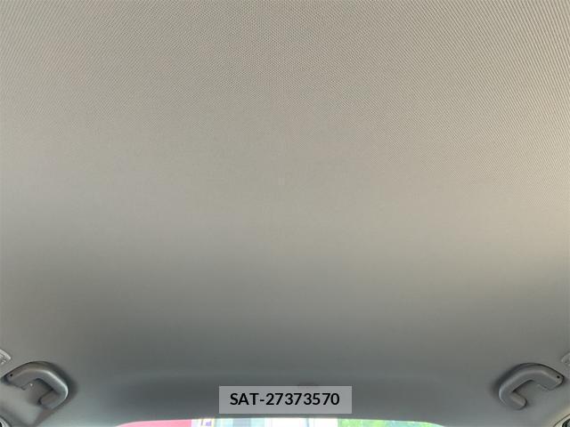 Nissan FUGA 2017-07 8547021-10