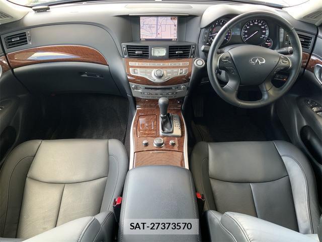 Nissan FUGA 2017-07 8547021-13