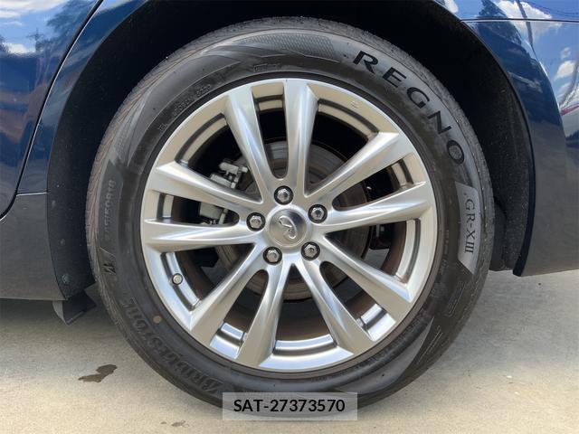 Nissan FUGA 2017-07 8547021-18