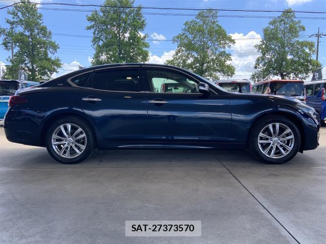 Nissan FUGA 2017-07 8547021-3