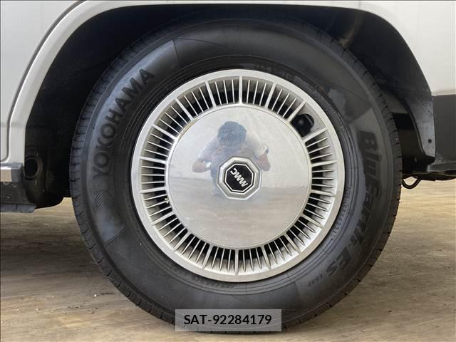Mitsubishi GALANT 1984-12 8549342-18