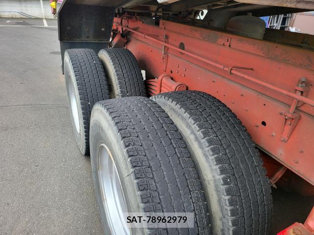 Isuzu GIGA 2006-08 8546680-10
