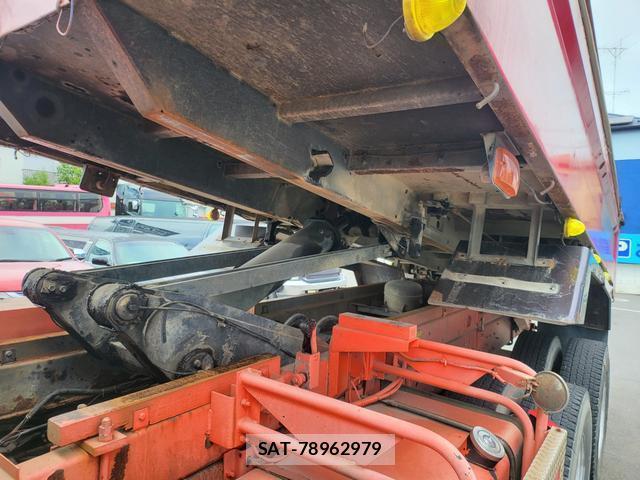 Isuzu GIGA 2006-08 8546680-17