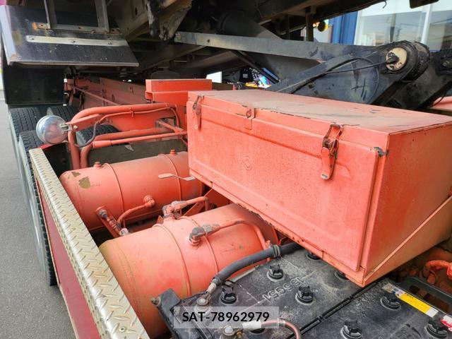 Isuzu GIGA 2006-08 8546680-9