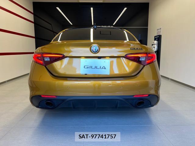 ALFA ROMEO Giulia 2022-06 8547629-8