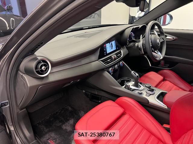 ALFA ROMEO Giulia 2023-02 8547630-13