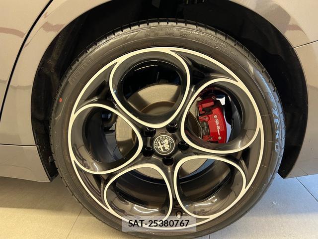 ALFA ROMEO Giulia 2023-02 8547630-14