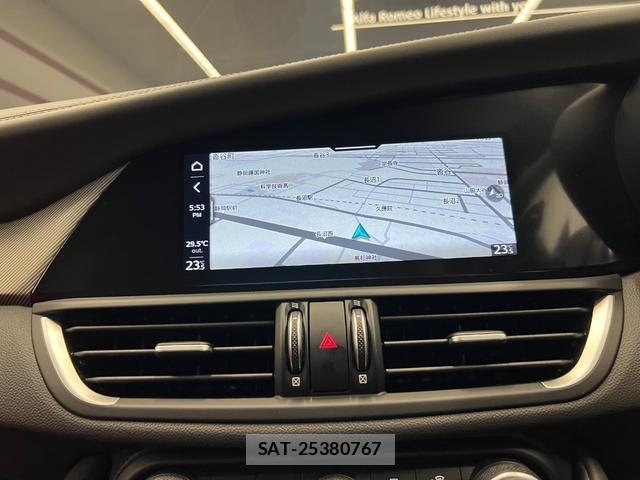 ALFA ROMEO Giulia 2023-02 8547630-17