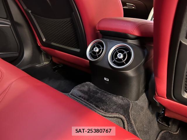 ALFA ROMEO Giulia 2023-02 8547630-6