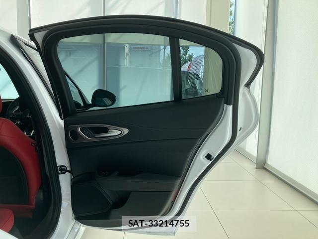 ALFA ROMEO Giulia 2024-09 8551089-14