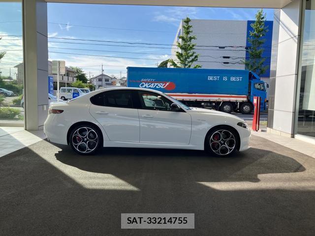 ALFA ROMEO Giulia 2024-09 8551089-2