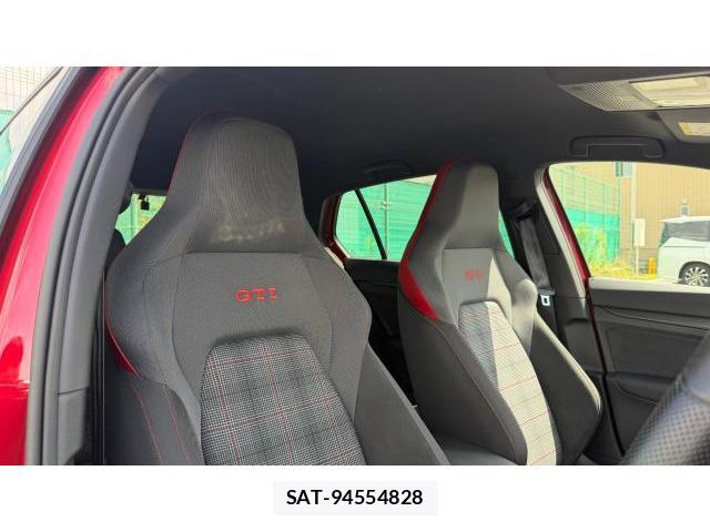 VolksWagen GOLF GTI 2023 8548887-4