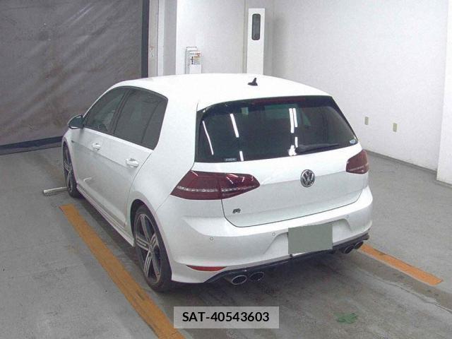 VolksWagen GOLF R 2014-06 8547787-1