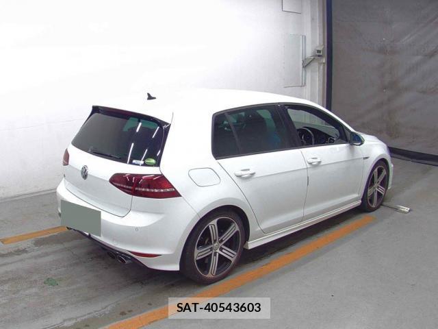 VolksWagen GOLF R 2014-06 8547787-5