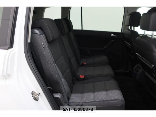 VolksWagen GOLF TOURAN 2016-01 8545510-11
