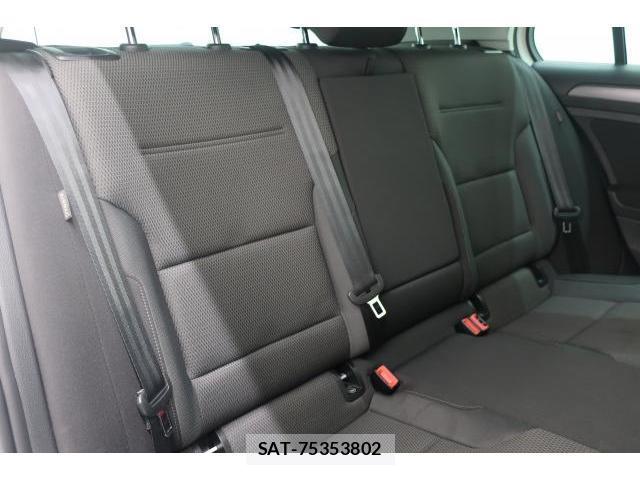 VolksWagen GOLF 2017-06 8545512-11