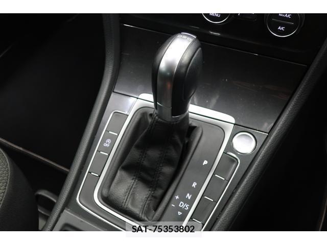 VolksWagen GOLF 2017-06 8545512-9