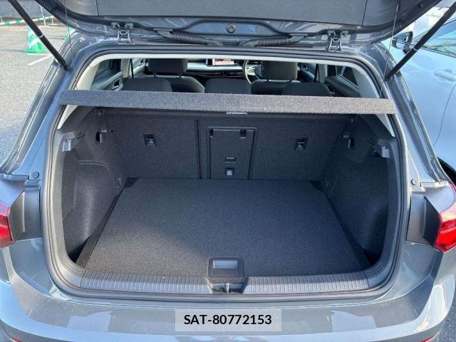 VolksWagen GOLF 2021-11 8545867-5