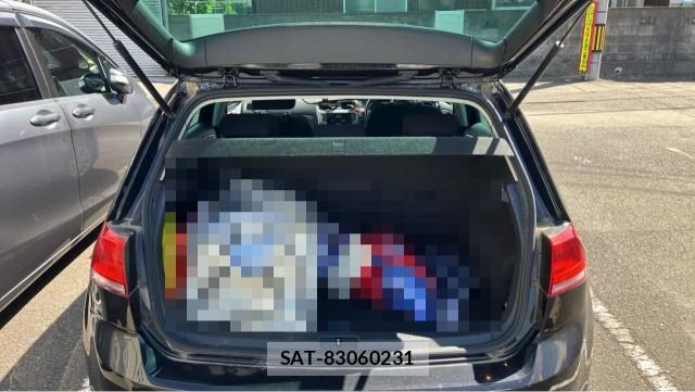 VolksWagen GOLF 2016-10 8550263-17