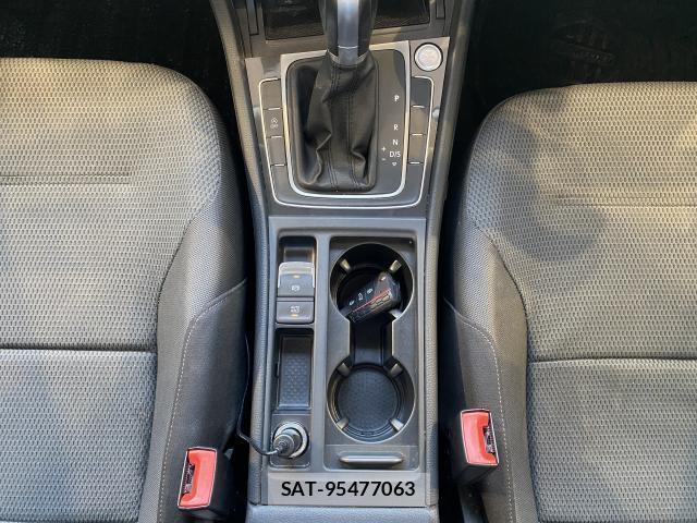 VolksWagen GOLF 2018-05 8551326-11