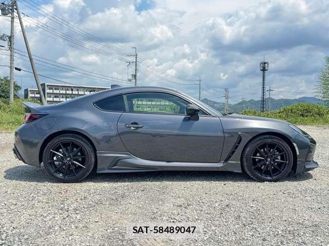 Toyota GR86 2025-04 8546779-10