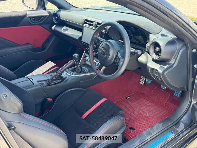 Toyota GR86 2025-04 8546779-16