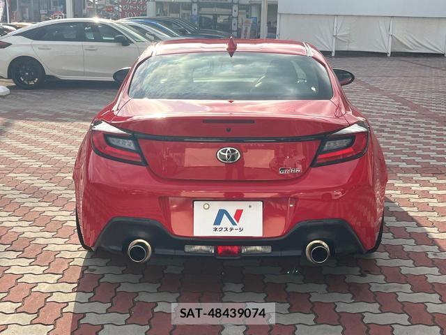 Toyota GR86 2022-03 8547273-14