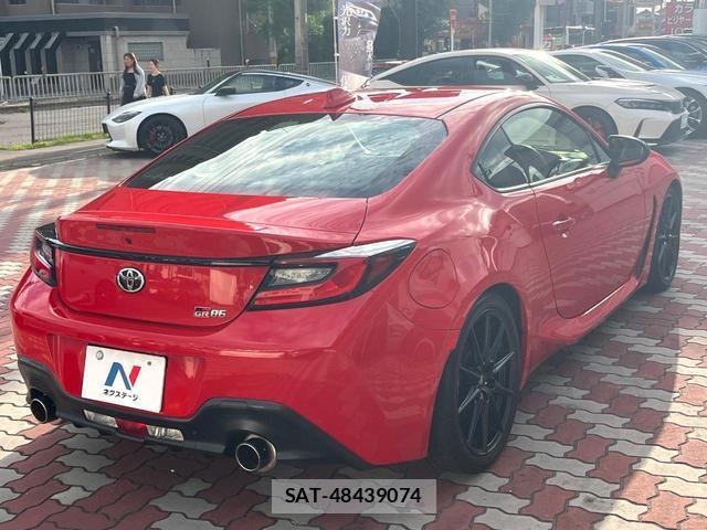 Toyota GR86 2022-03 8547273-16