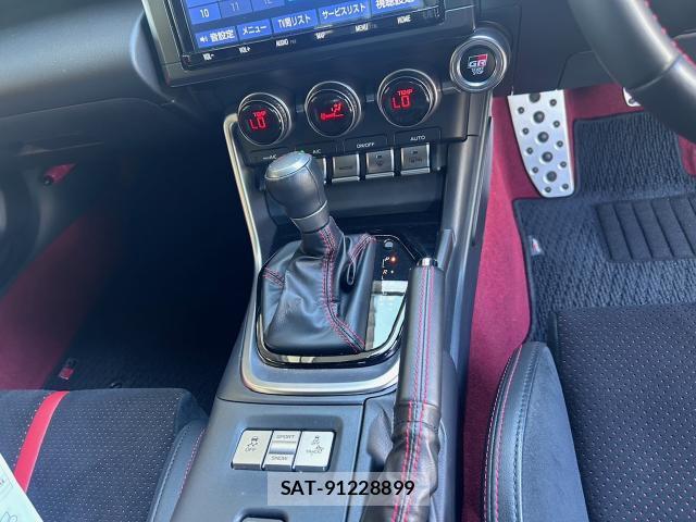Toyota GR86 2022-02 8548621-14
