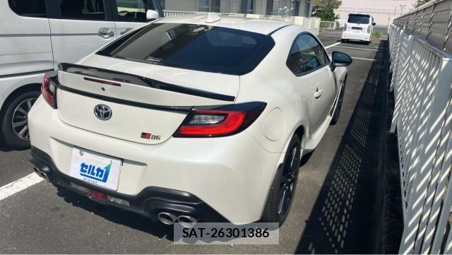 Toyota GR86 2022-06 8550396-12