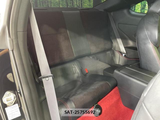 Toyota GR86 2024-02 8550922-8