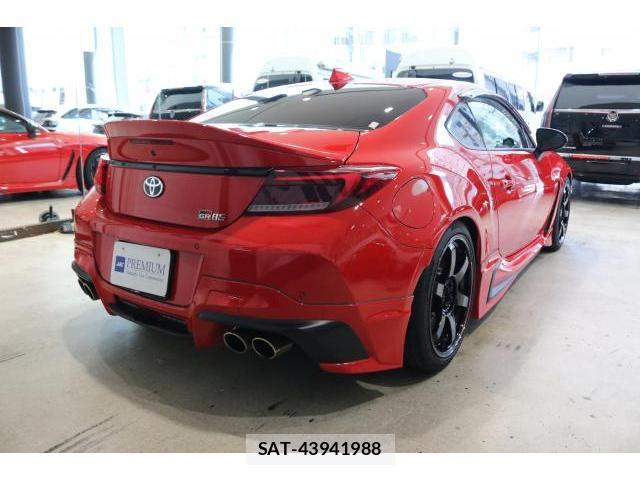 Toyota GR86 2024-03 8551425-1