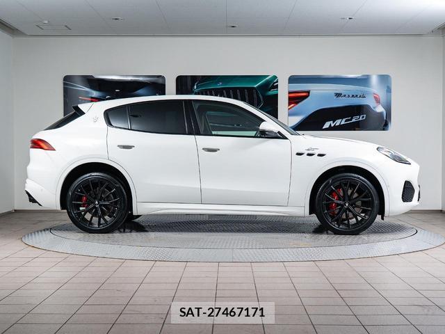 Maserati Grecale 2024-07 8550038-15