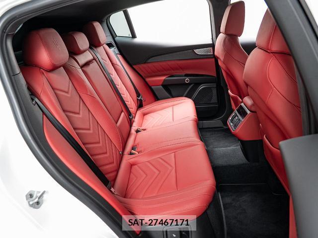 Maserati Grecale 2024-07 8550038-9