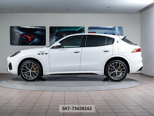Maserati Grecale 2023-06 8550039-15