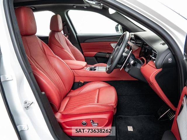 Maserati Grecale 2023-06 8550039-8