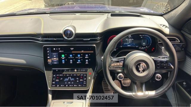 Maserati Grecale 2023-12 8550344-16