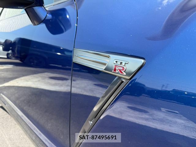 Nissan GT-R 2012-09 8545833-16