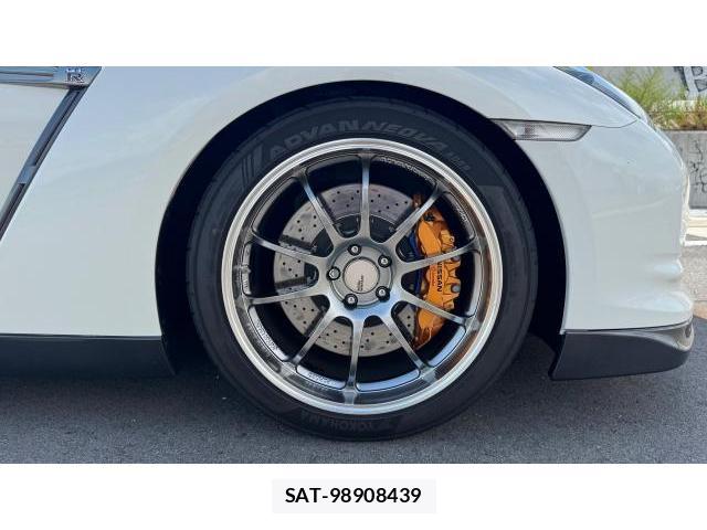 Nissan GT-R 2009 8548885-7