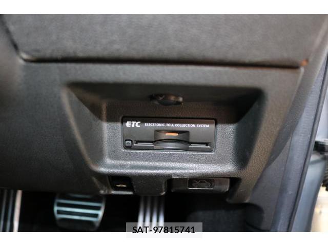 Nissan GT-R 2008-05 8549655-12