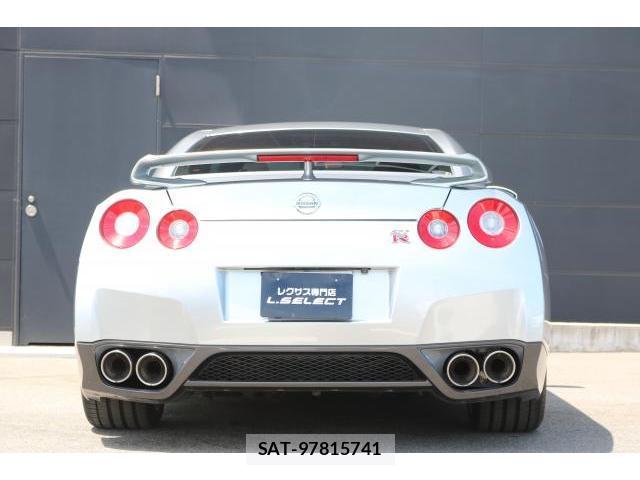 Nissan GT-R 2008-05 8549655-14