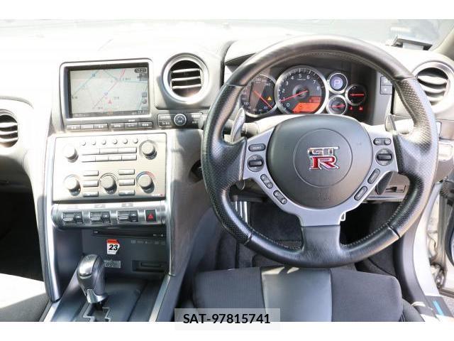 Nissan GT-R 2008-05 8549655-2