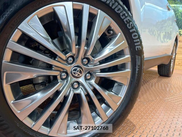 Toyota HARRIER HYBRID 2023-11 8545697-12