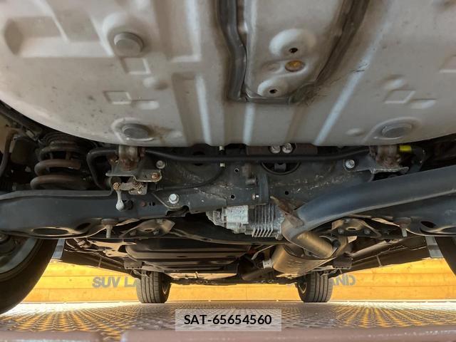 Toyota HARRIER HYBRID 2016-03 8551440-18